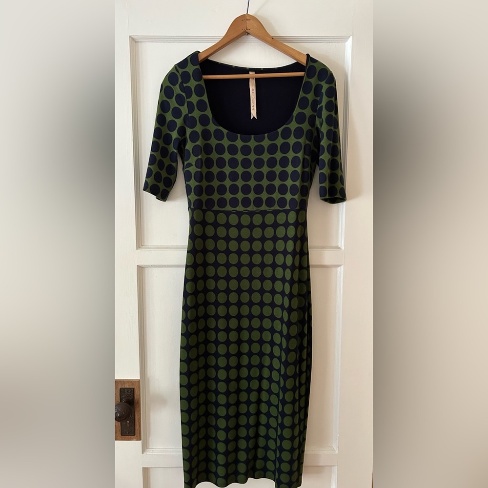 MIDI BodyCon Sleeved Dress